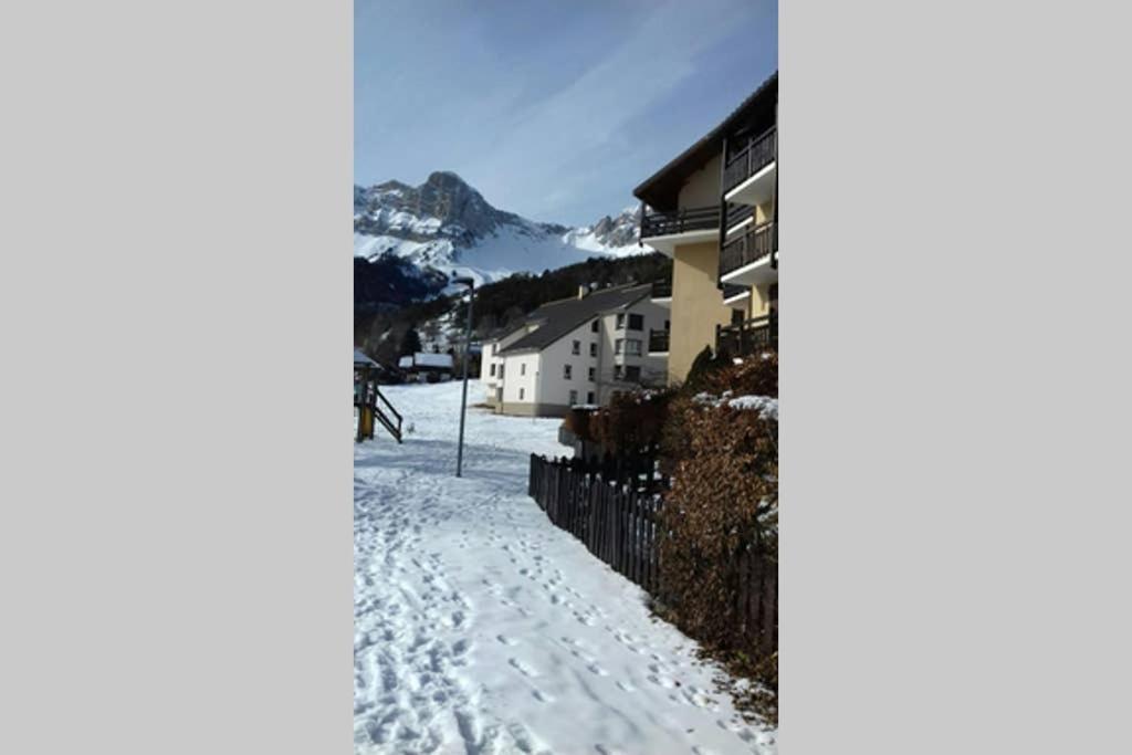 Petit Studio Mansarde 18 M2 Avec Navette Gratuit Aux Pistes De Ski Gresse-en-Vercors Exterior photo